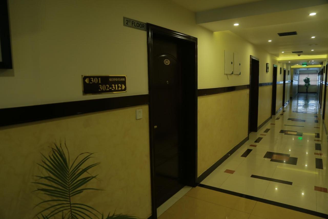 פלקאד Hotel Jyothis Regency מראה חיצוני תמונה